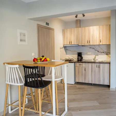 Aldebaran Homes アパートホテル