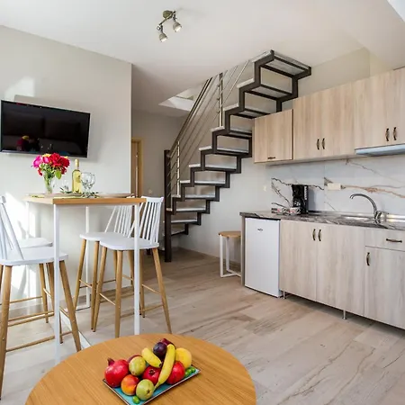 Aldebaran Homes Aparthotel 3*