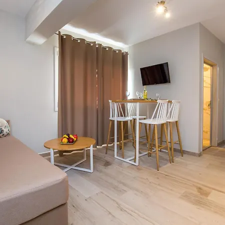 Aparthotel Aldebaran Homes